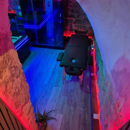 Escapespaparis Hotel del amor