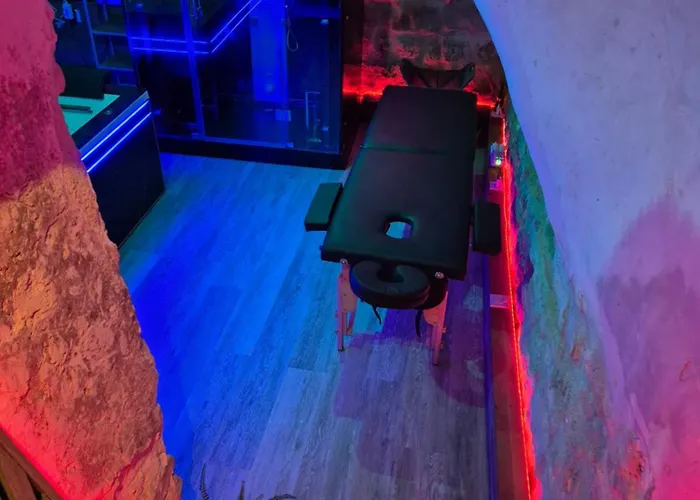 Escapespaparis Love hotel