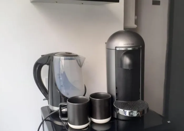 Escapespaparis باريس