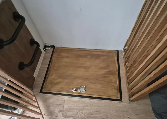 Escapespaparis بيت الحب